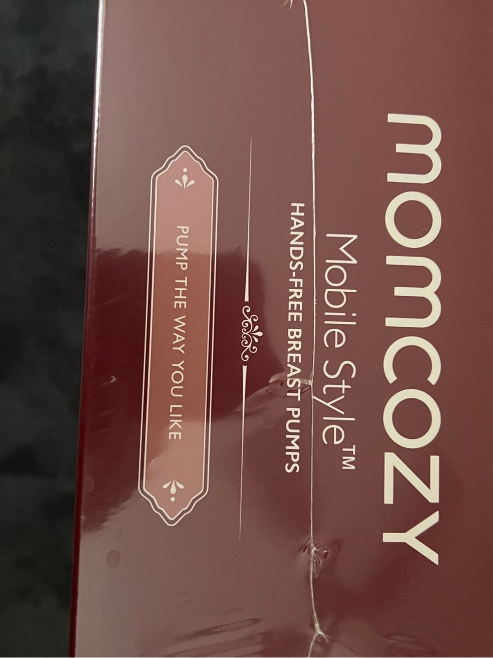 Momcozy Hands-Free Double Electric Pump - Picture 2 of 9